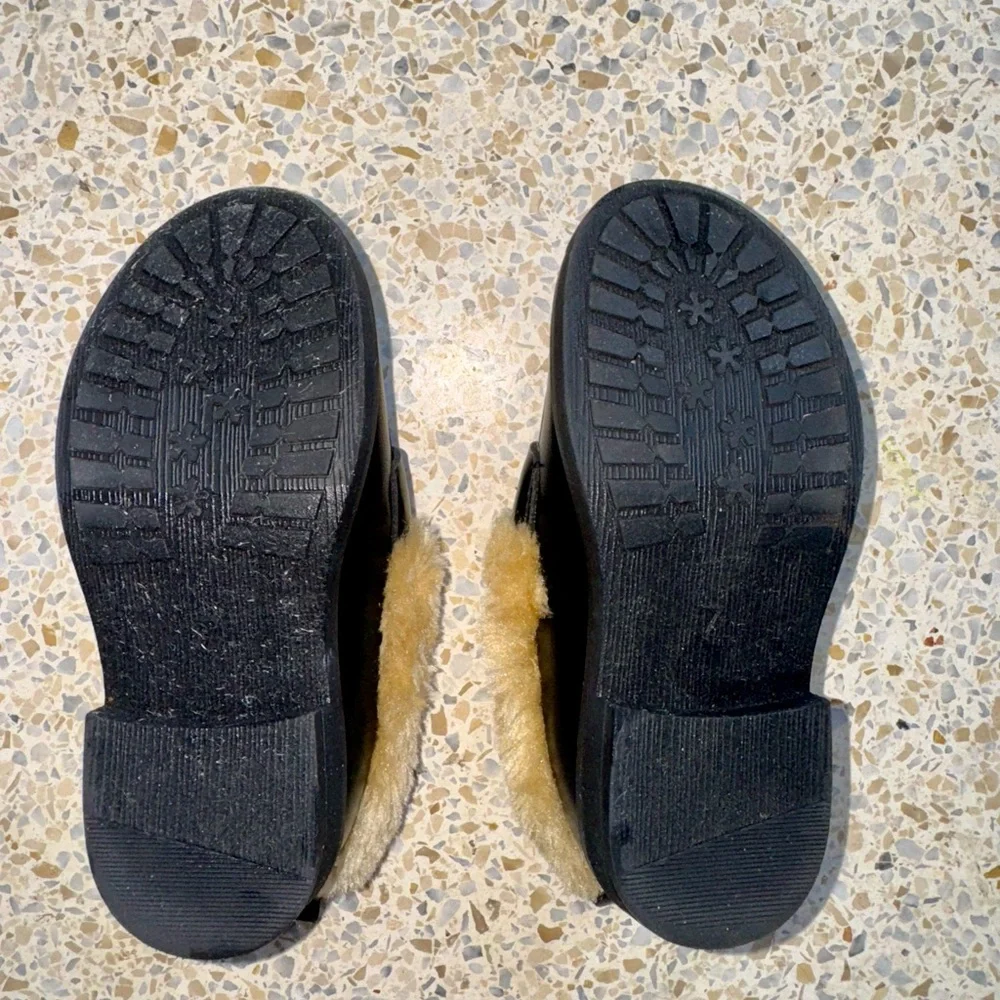 GAP stylish loafers